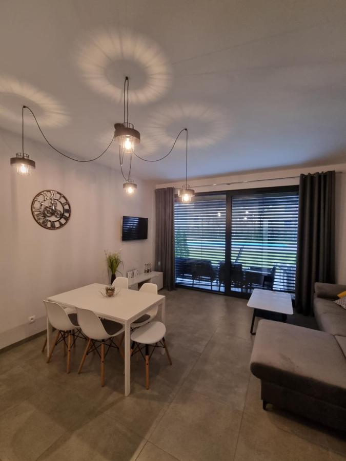 Aprum Apartments 12C โปเบียโรโว ภายนอก รูปภาพ